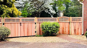 A Complete Guide On How To Manage A Fencing Project